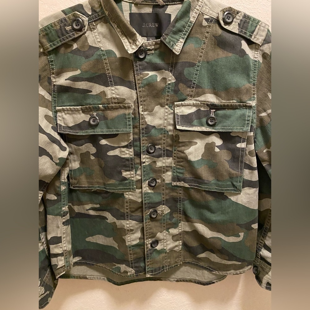 J. Crew Camo Utility Shacket Size Large Petite - Picture 9 of 12